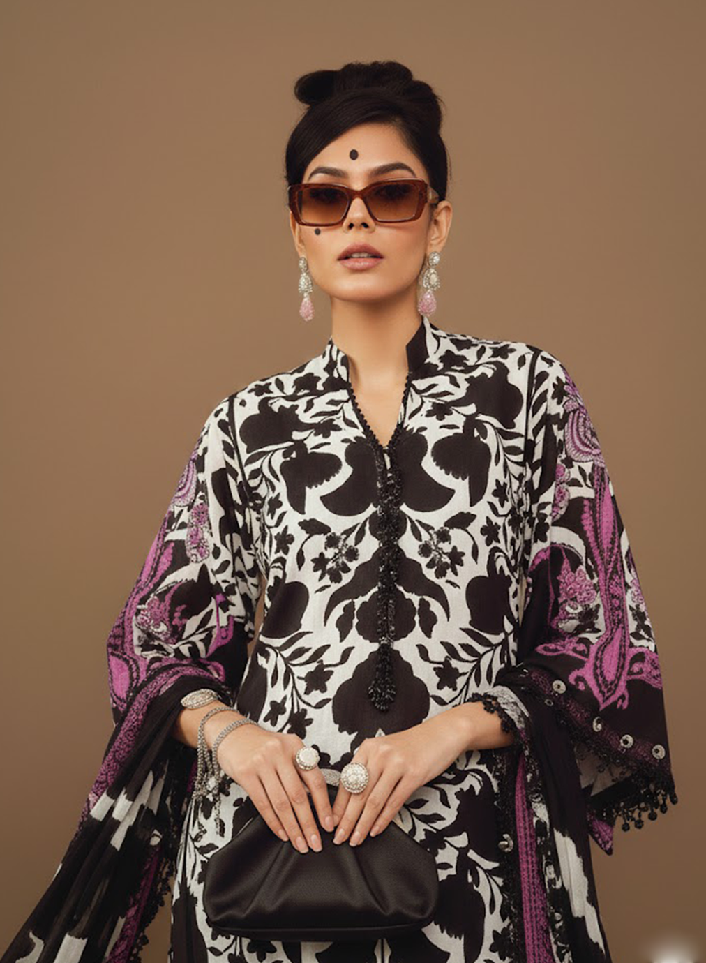 Monochrome Paisley Lawn 3PC